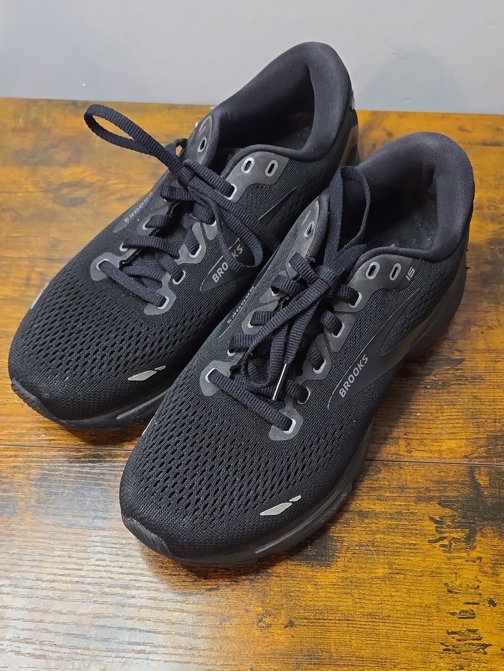 Brooks Ghost 15 Triple Black Running Shoes Women's 9.5 Wide D 1203801D020